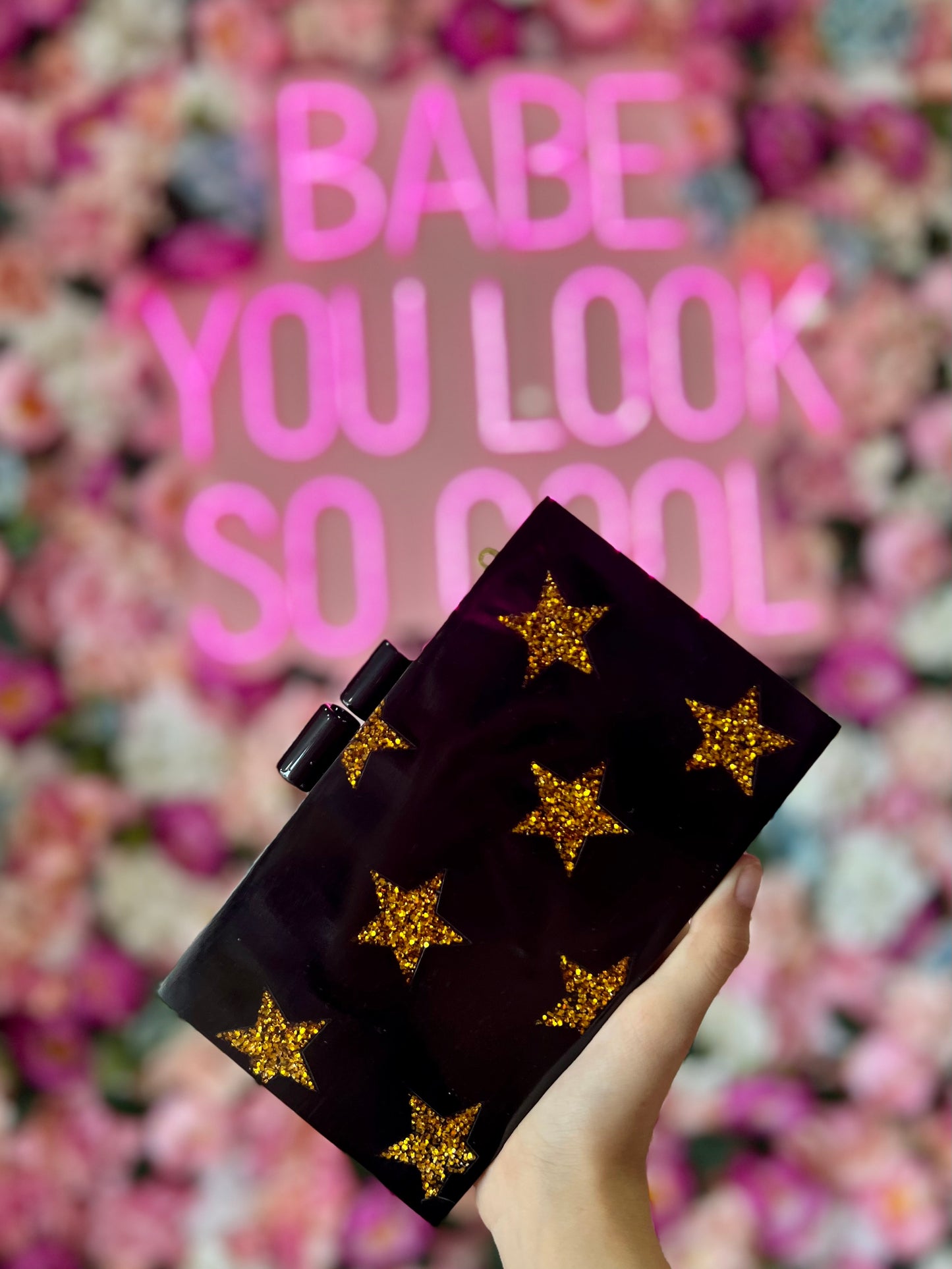 BOLSO CARTERA NEGRA CON ESTRELLAS