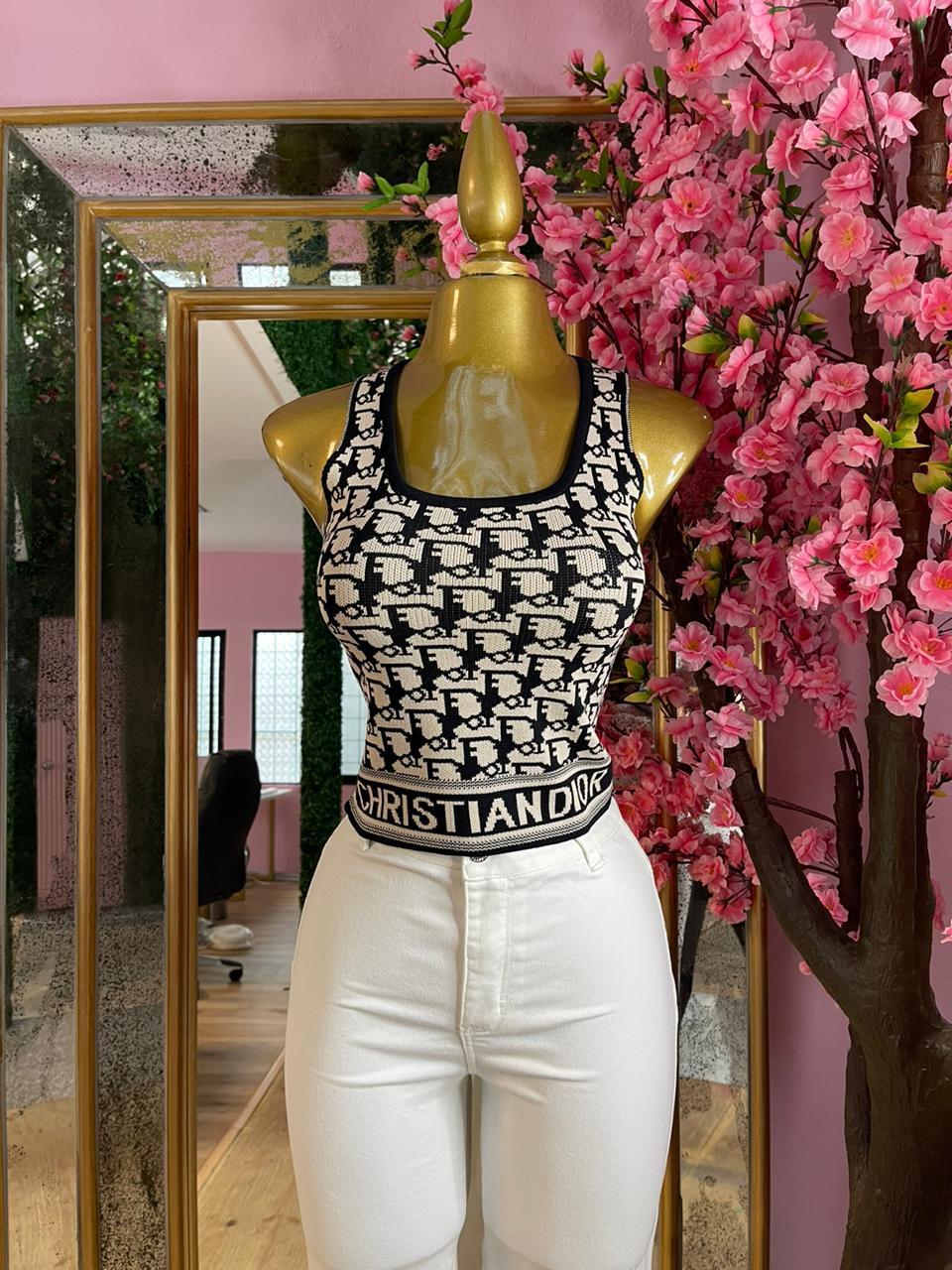 BLUSA CHALECO BEIGE CON NEGRO