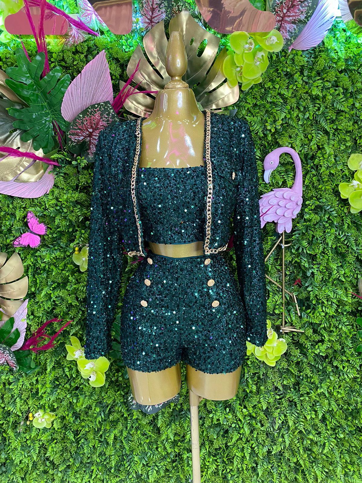 CONJUNTO SHORT/TOP/SACO LENTEJUELA VERDE
