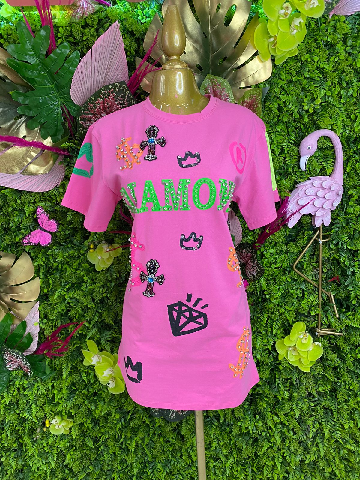 BLUSON CON APP Y BROQUELES ROSA