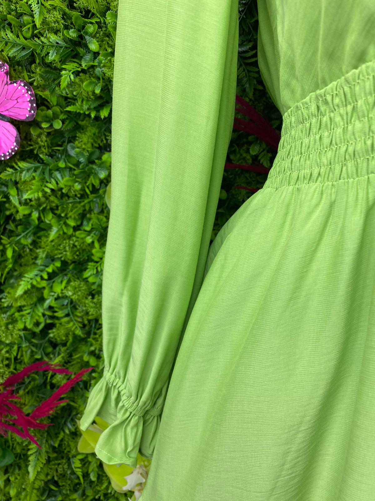 VESTIDO ML AJUSTE CINTURA VERDE