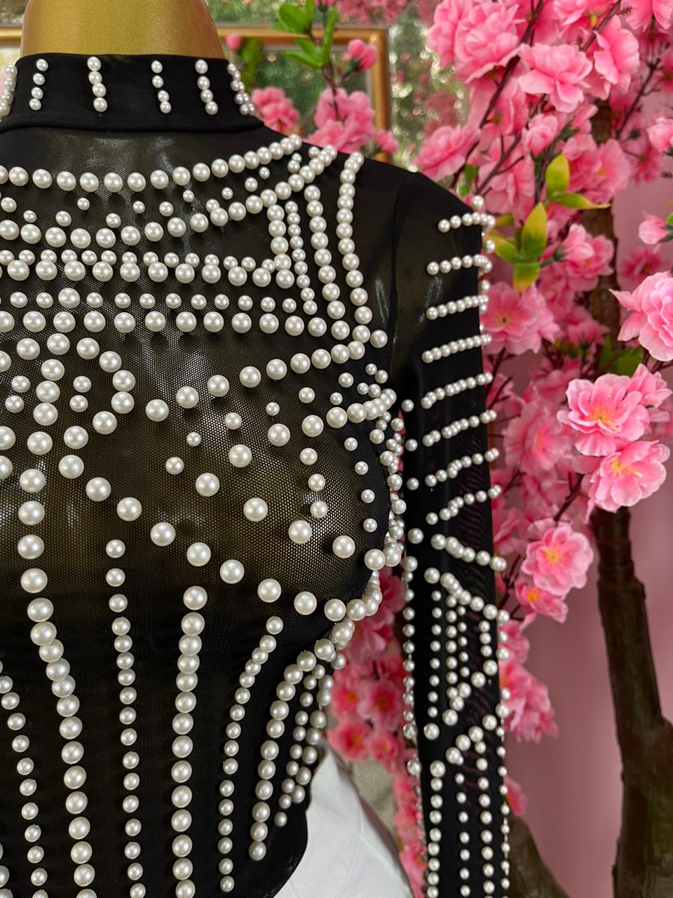 BLUSA ML CON PERLAS NEGRA