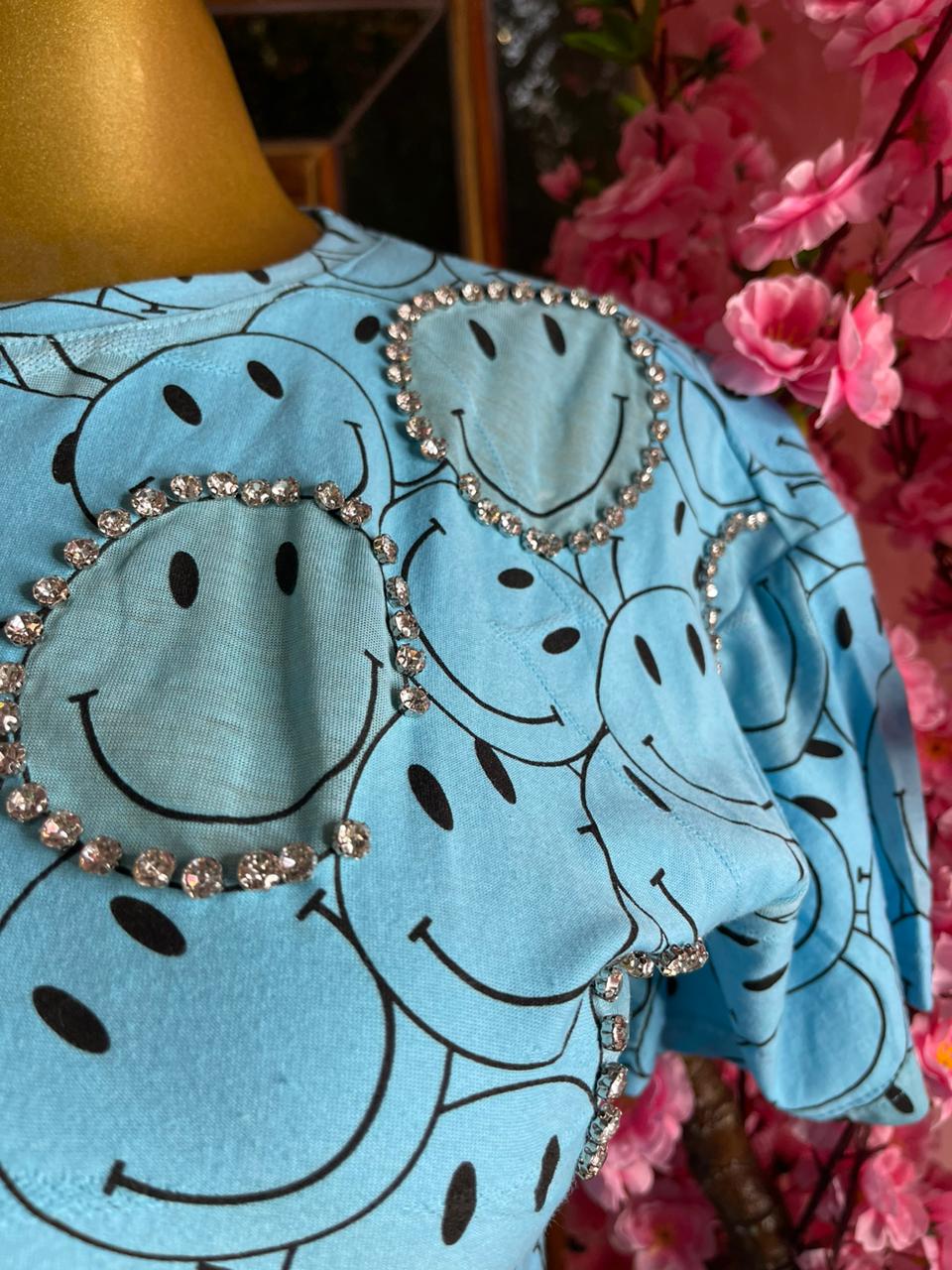 BLUSA BROQUELES EMOJI AZUL