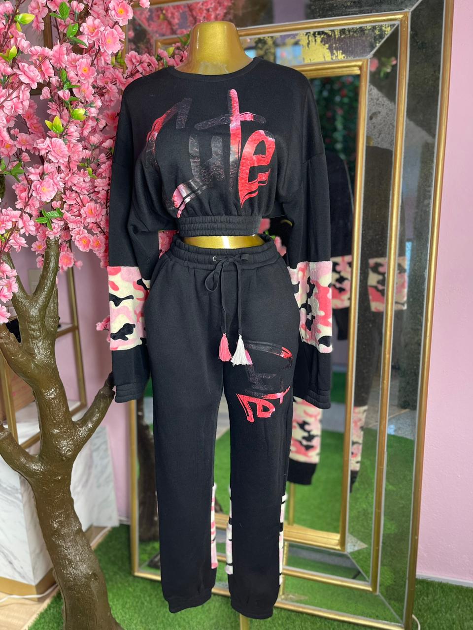 CONJUNTO DEPORTIVO PANS PINK NEGRO