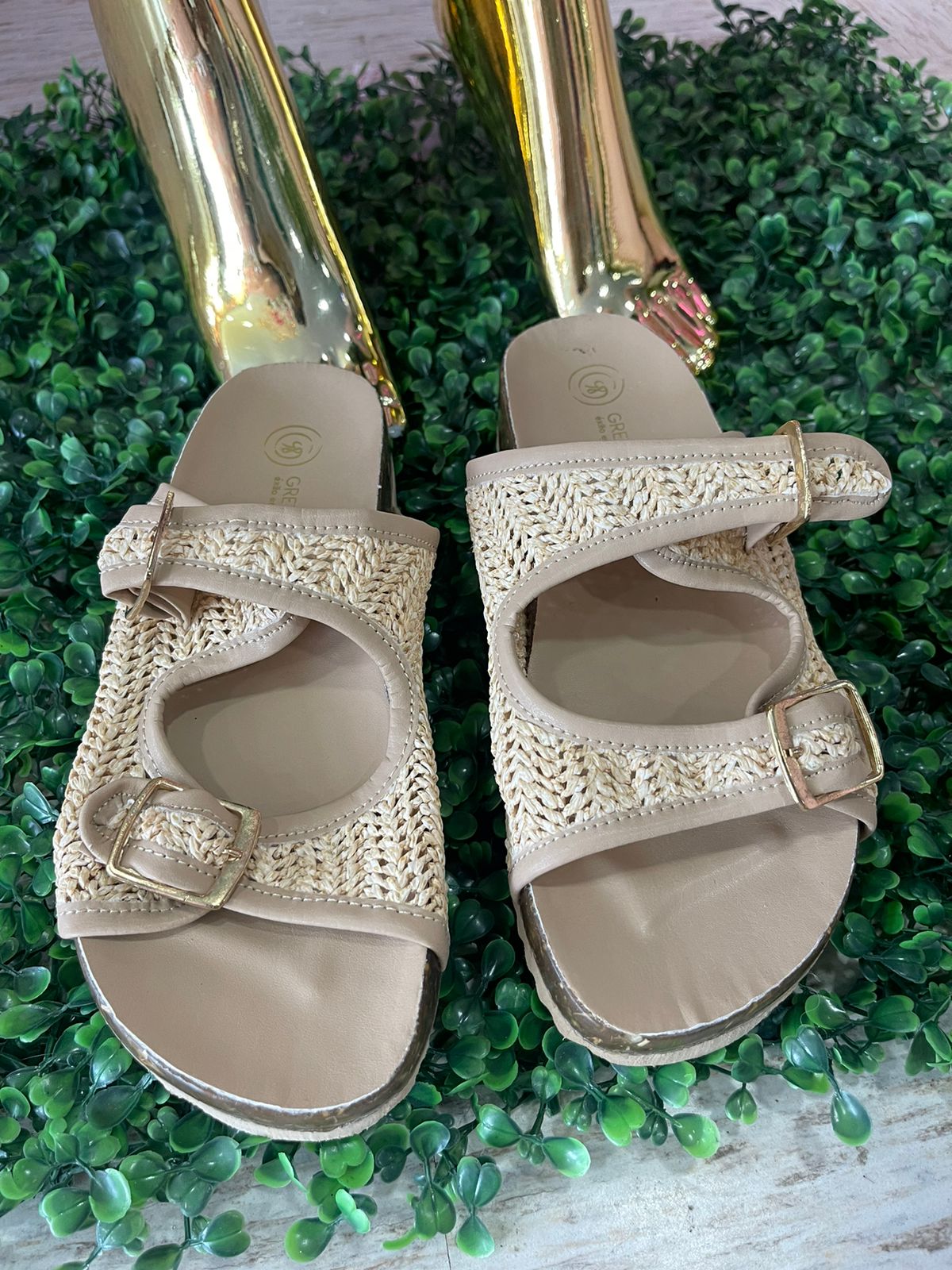 SANDALIAS BROCHE NUDE