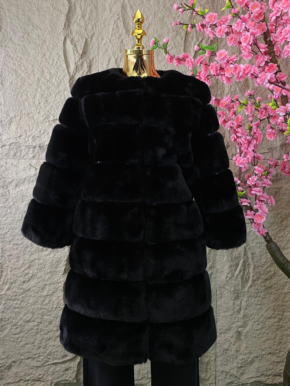 ABRIGO PELUCHE NEGRO