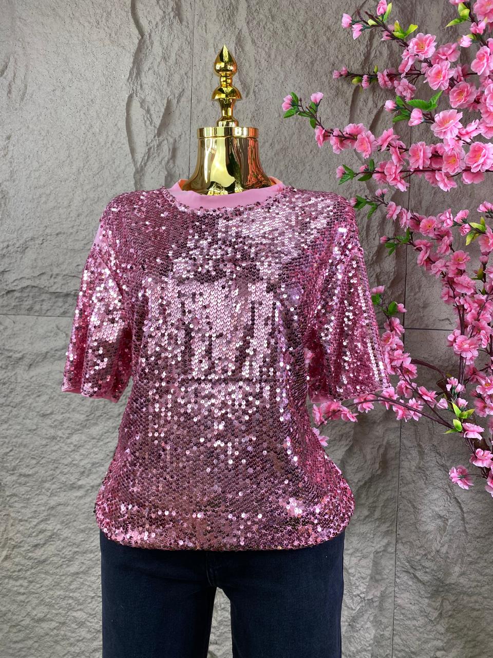 BLUSA MC CON LENTEJUELA ROSA