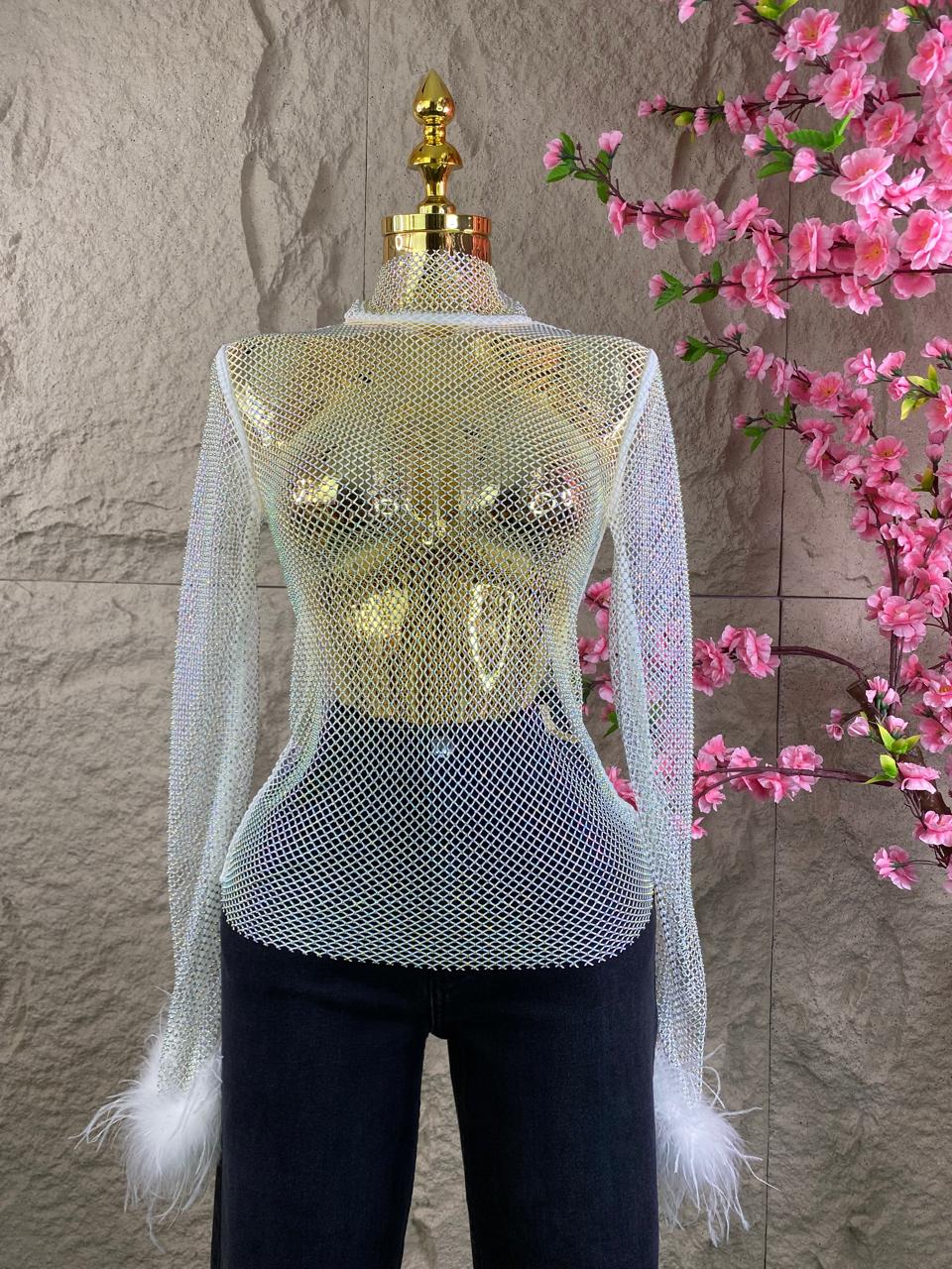 BLUSA ML DE RED CON PLUMAS EN PUÑO