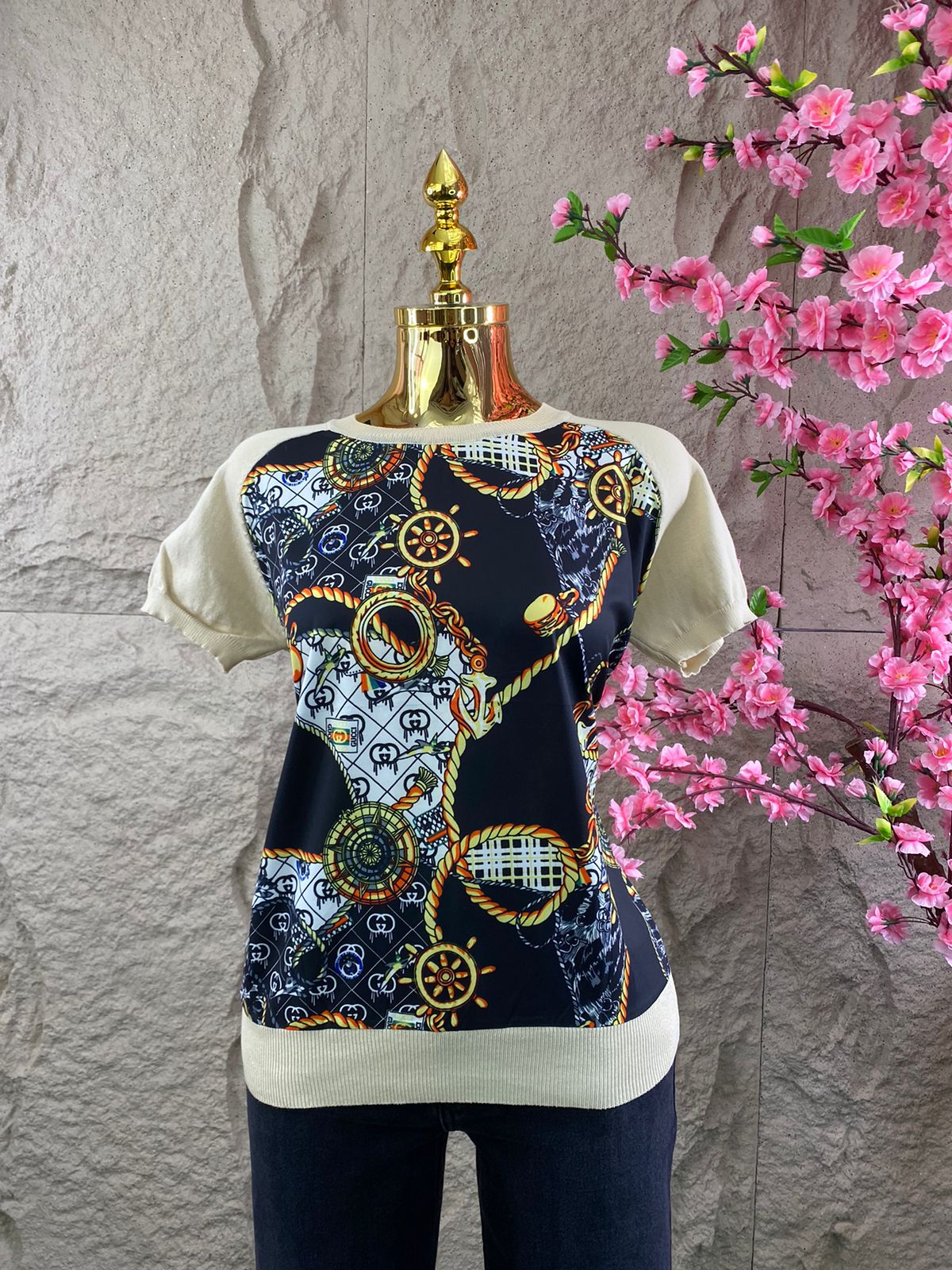 BLUSA MC ESTAMPADA BEIGE