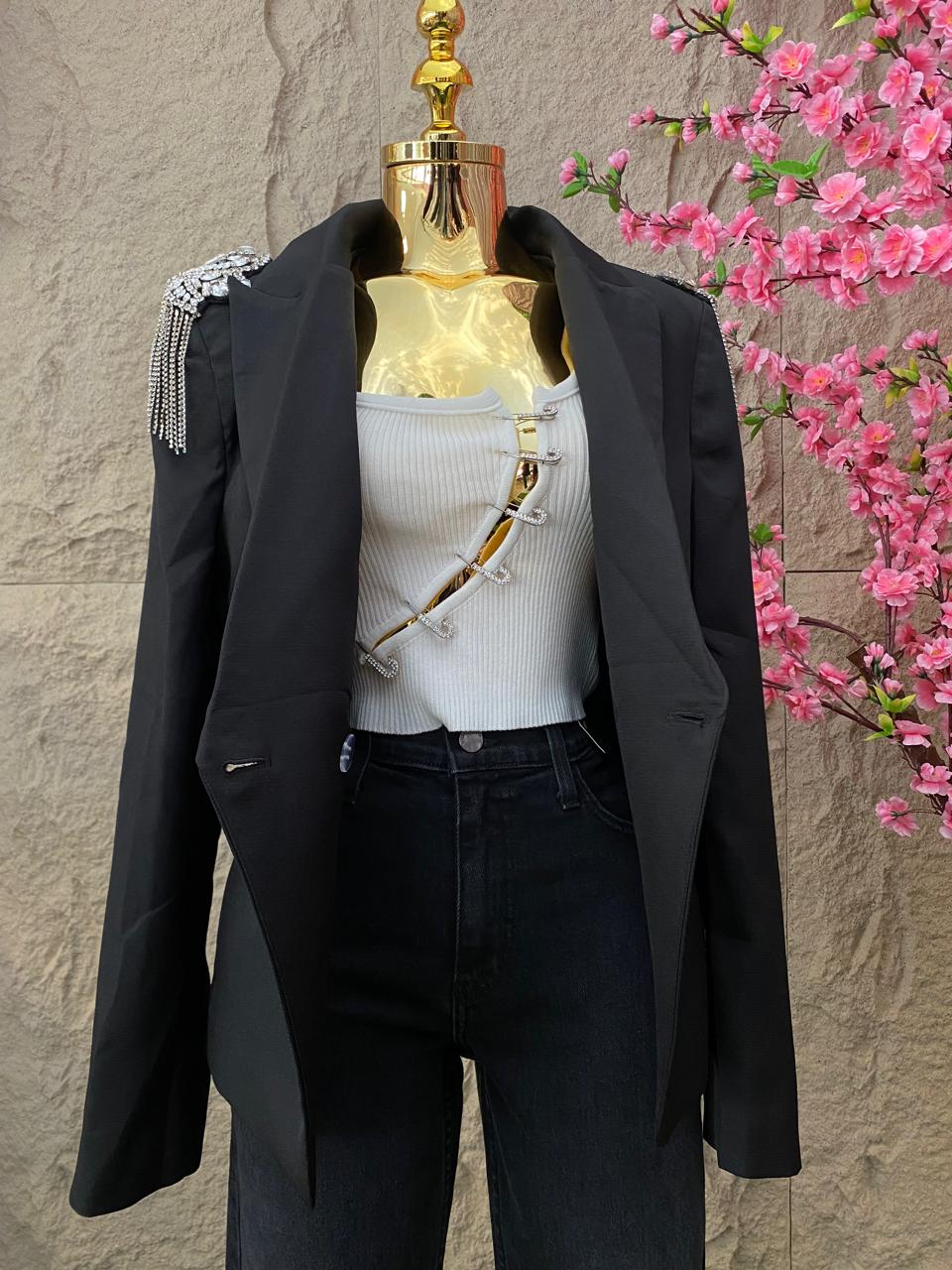 BLAZER CON HOMBRERAS BRILLANTES