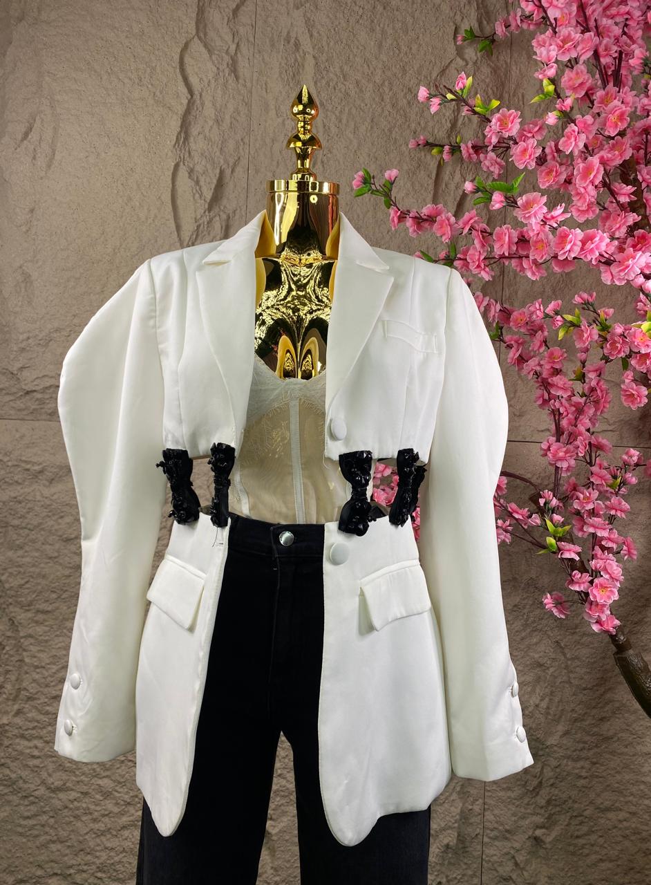 BLAZER MOÑOS MARFIL