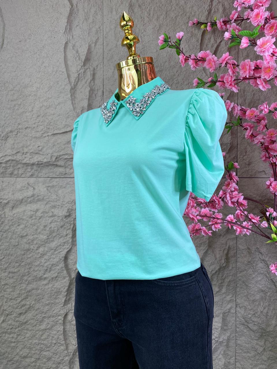 BLUSA MANGA CORTA CON APP EN CUELLO