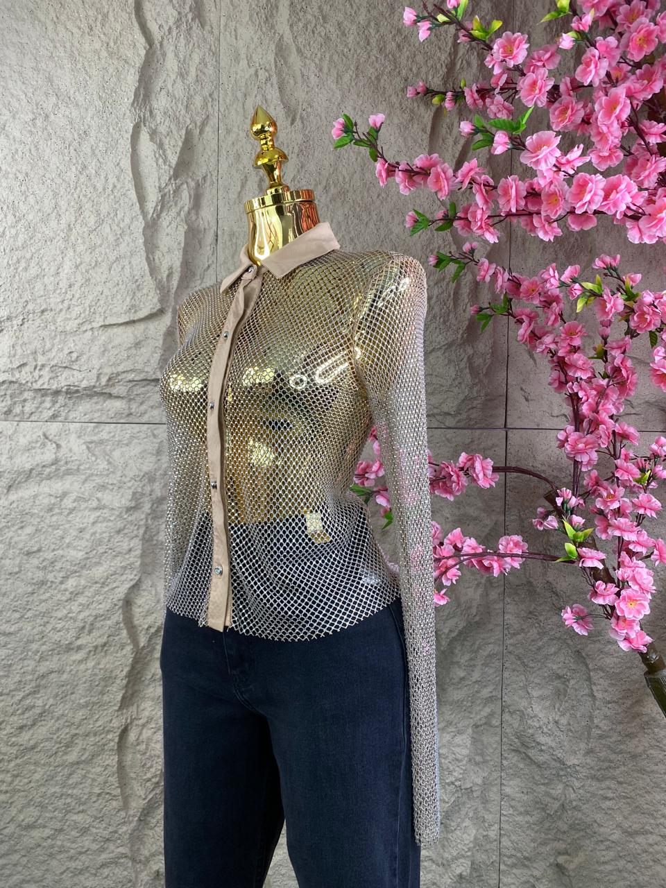 BLUSA ML DE RED Y BRILLOS CON BROCHES