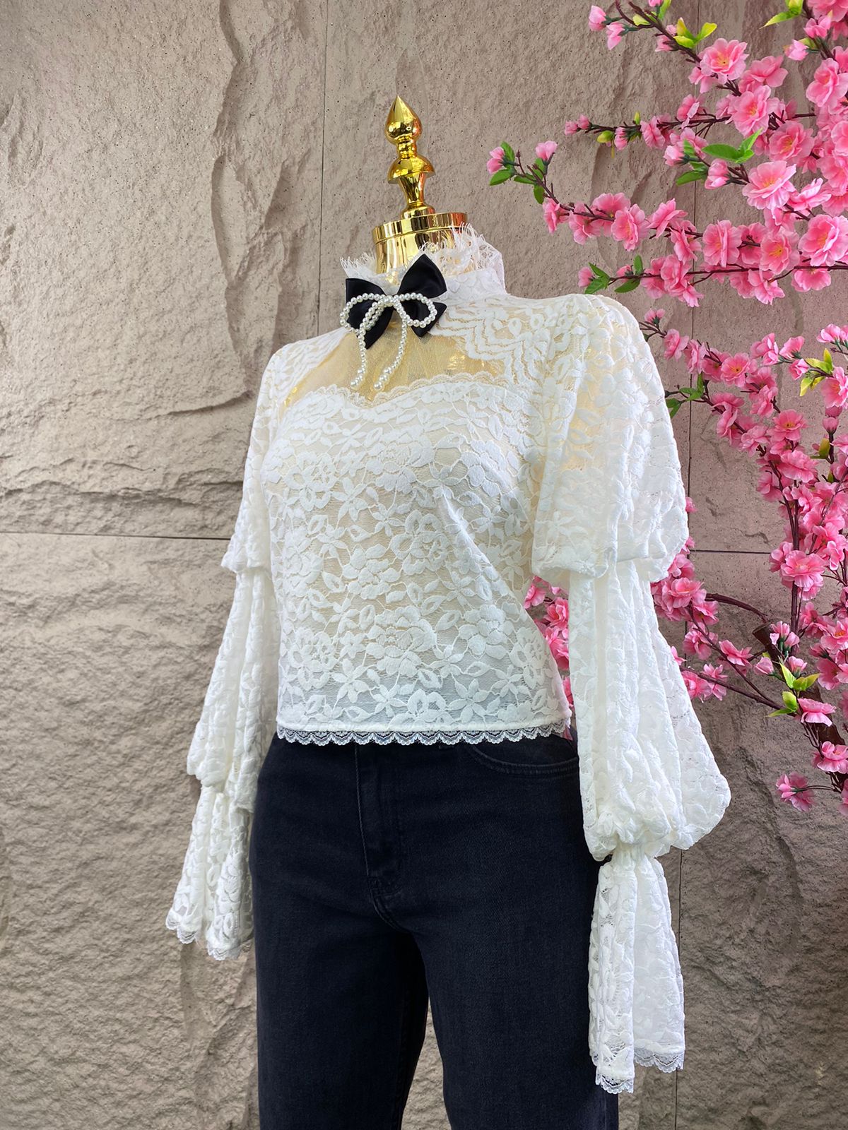 BLUSA ML ENCAJE BLANCO