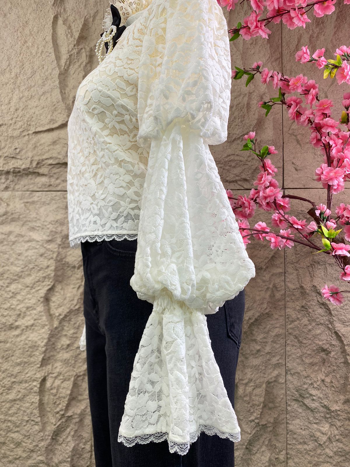 BLUSA ML ENCAJE BLANCO