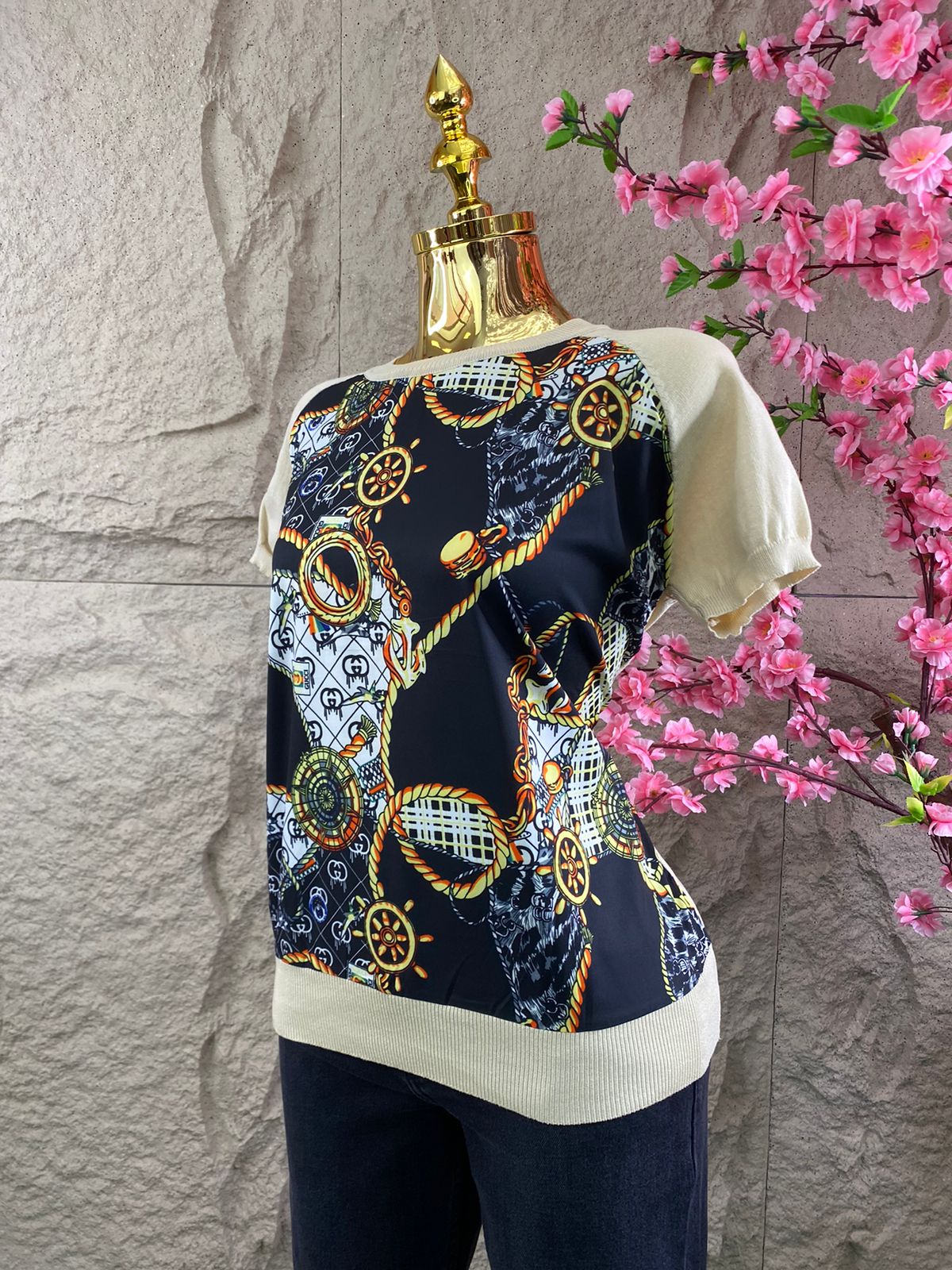 BLUSA MC ESTAMPADA BEIGE