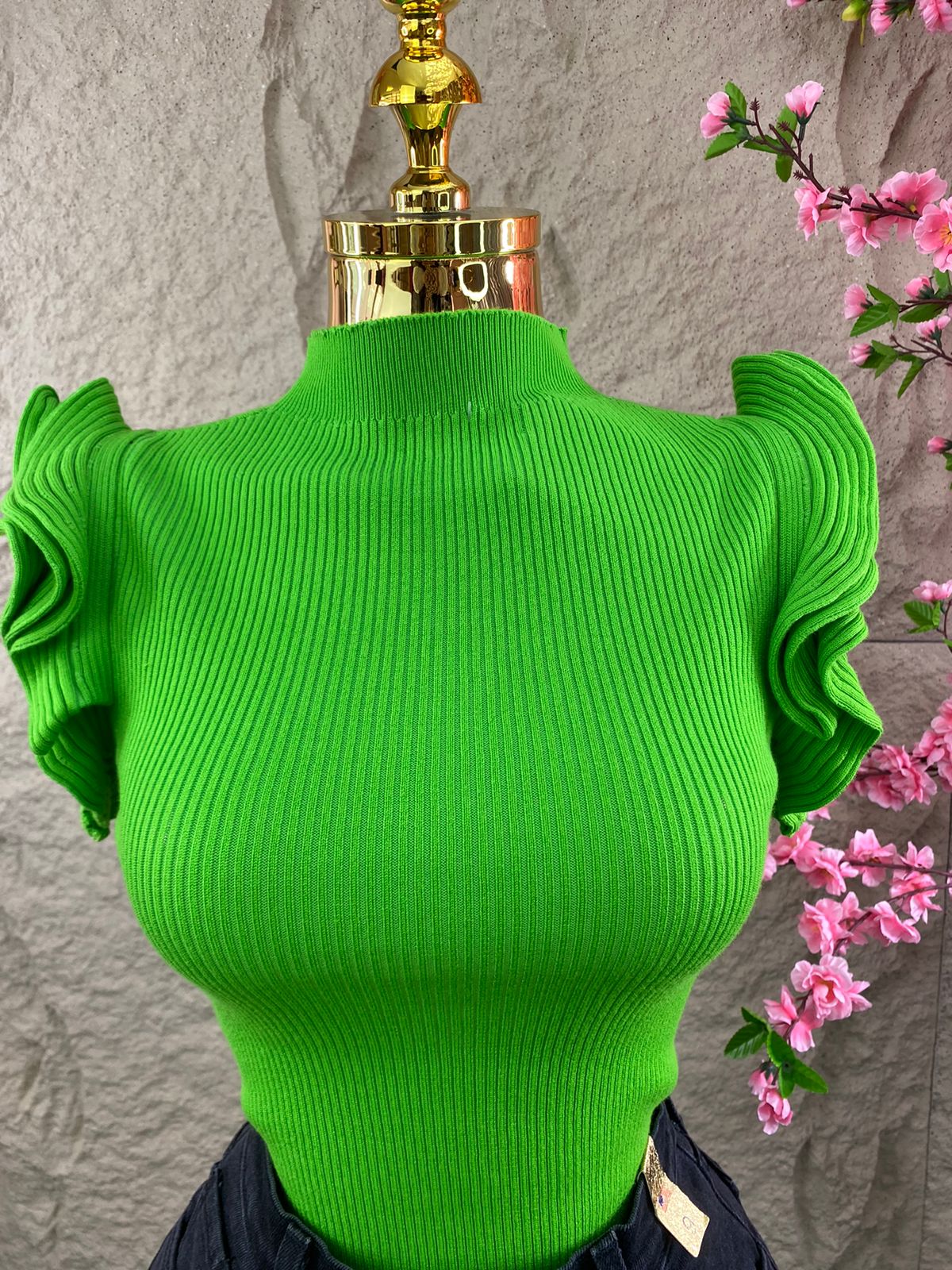 BLUSA MC DE PUNTO CON OLANES COLORES