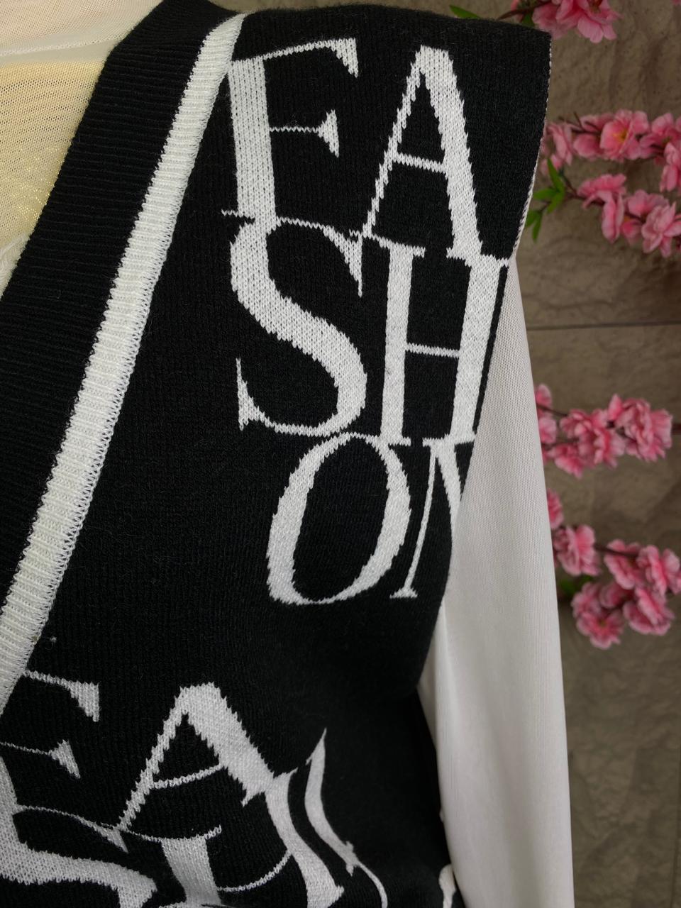 CHALECO DE PUNTO FASHION NEGRO