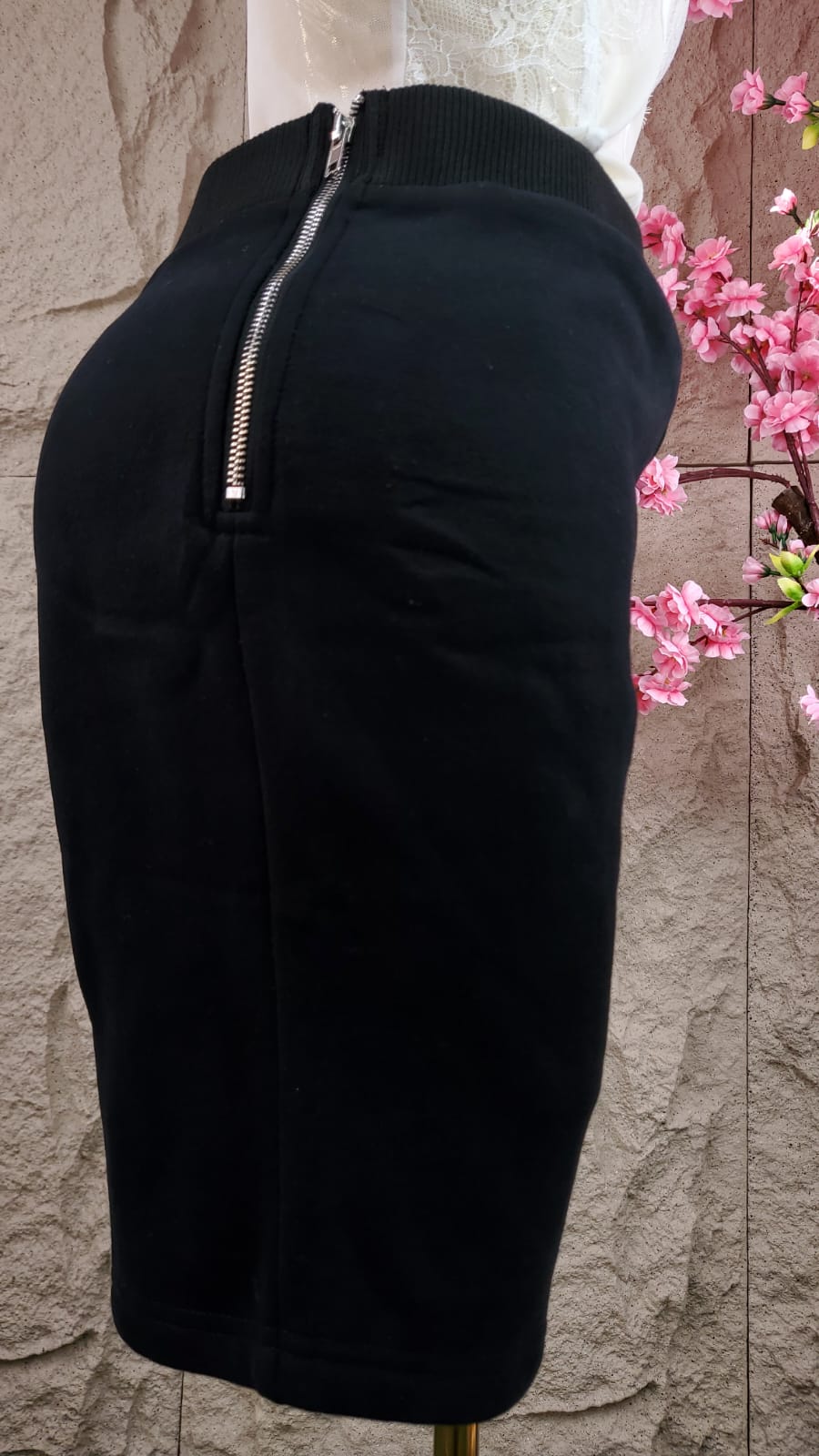 CONJUNTO DEPORTIVO CON CADENAS NEGRO