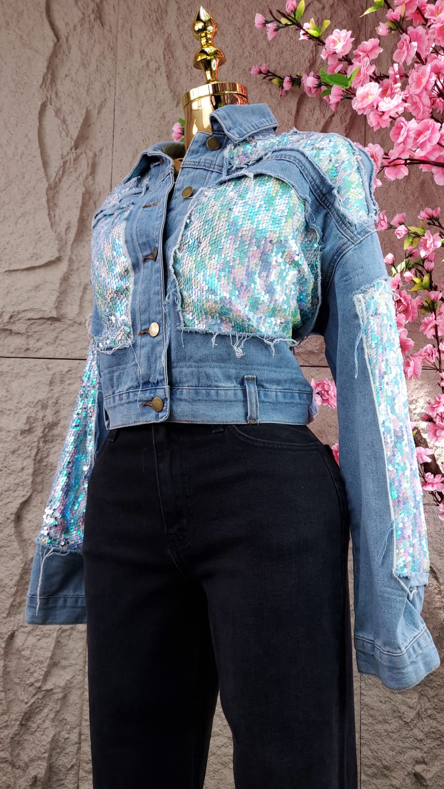 CHAMARRA DENIM CON LENTEJUELAS BICOLOR