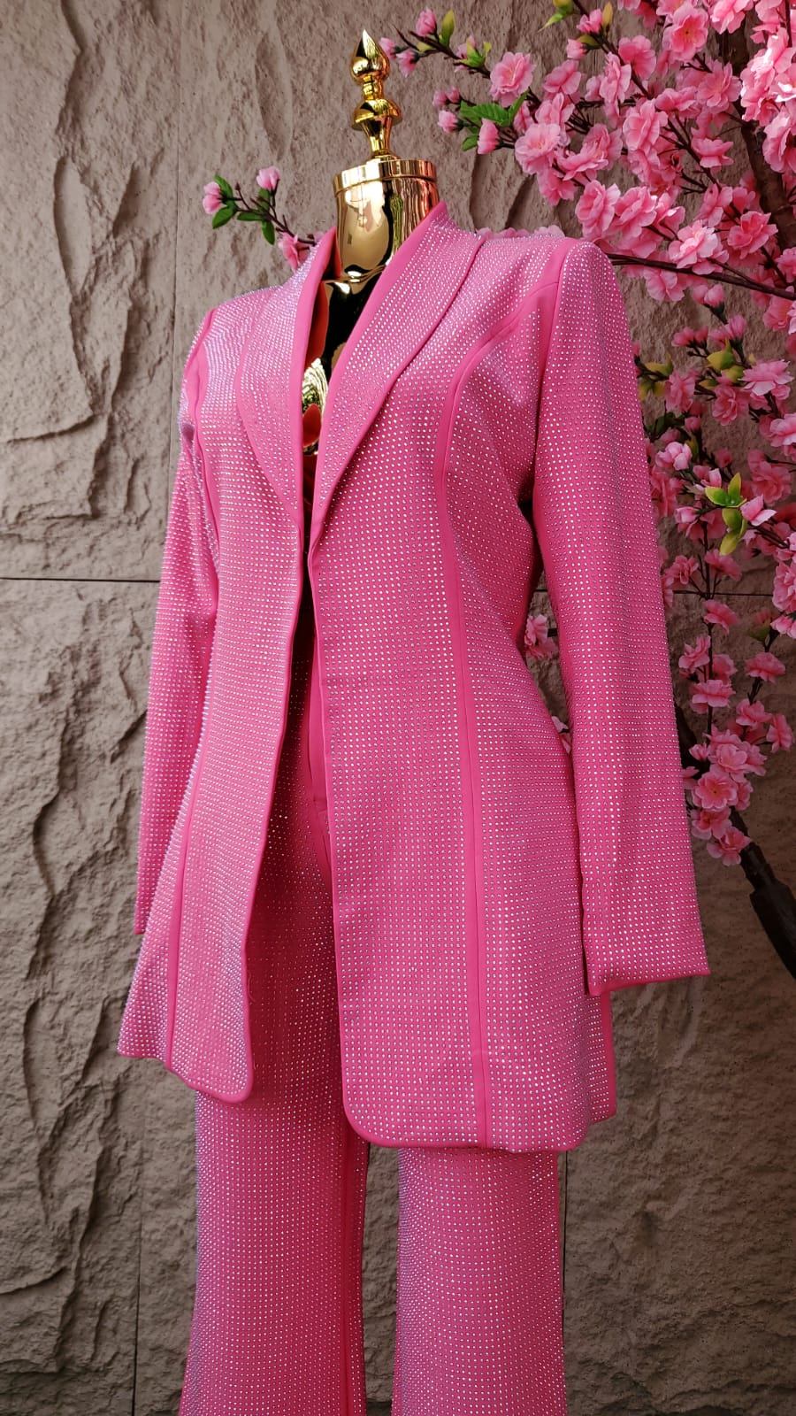 CONJUNTO PANT/TOP/SACO CON BRILLOS ROSA