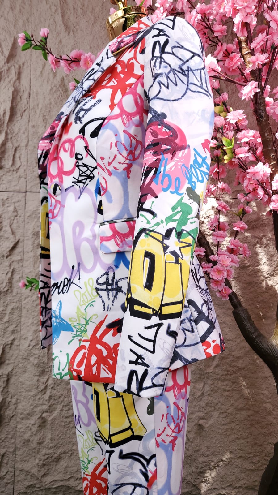 CONJUNTO PANT/SACO GRAFITI MULTICOLOR