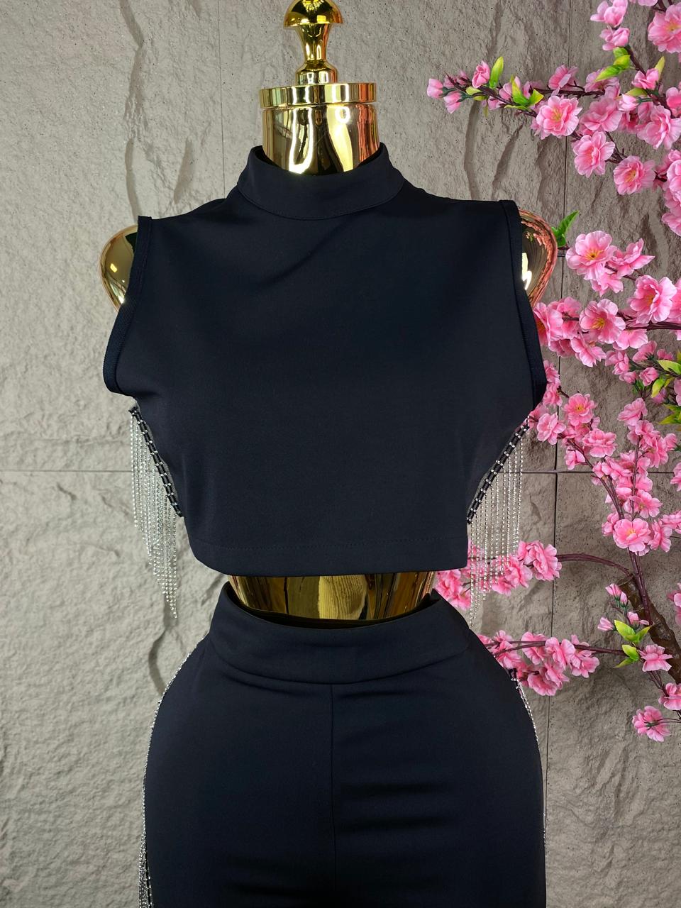 CONJUNTO PANTALON/TOP CON FLECOS BRILLOSOS NEGRO