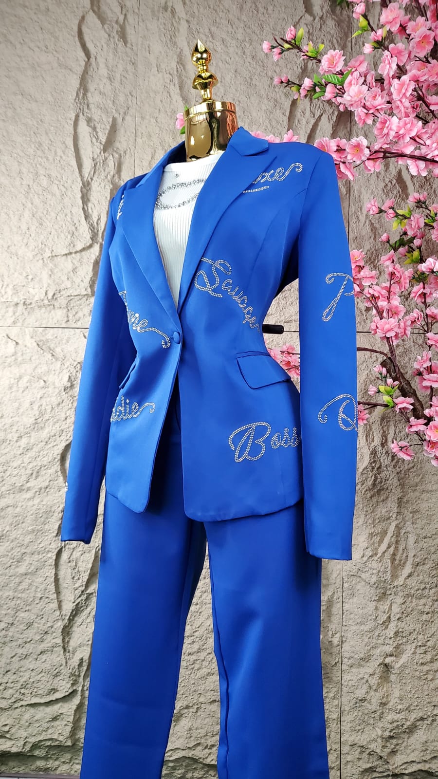CONJUNTO PANT/SACO CON BRILLOS AZUL REY