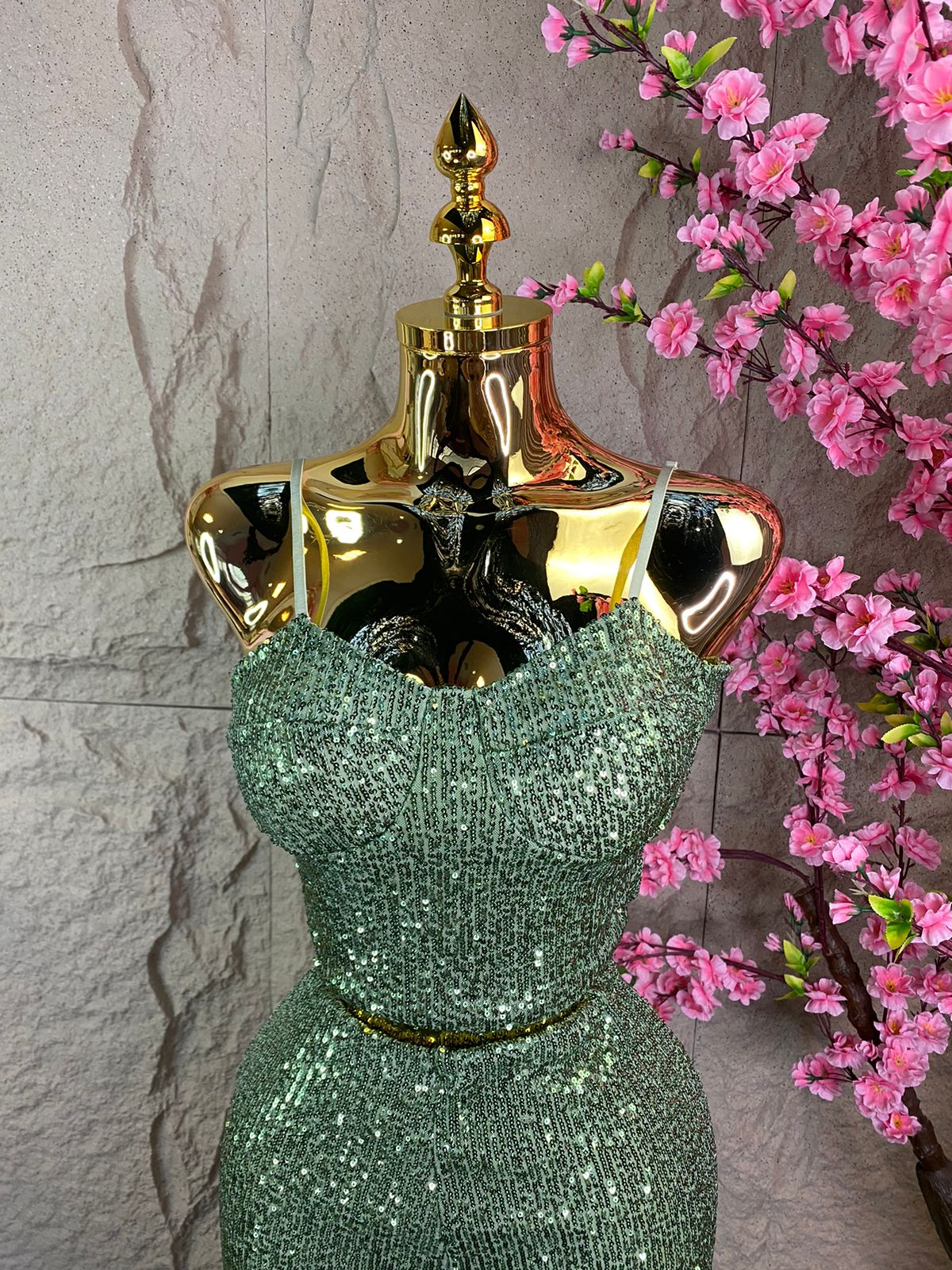 SET DE PANTALON /TOP LENTEJUELA VERDE