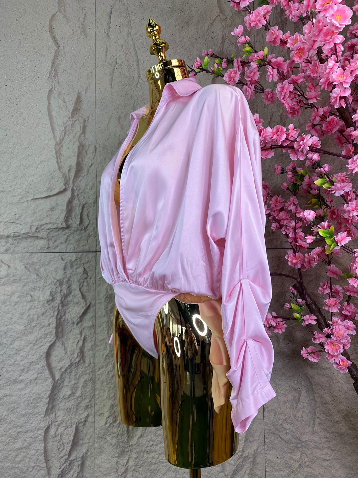 CONJUNTO PANTYBLUSA/FALDA ROSA