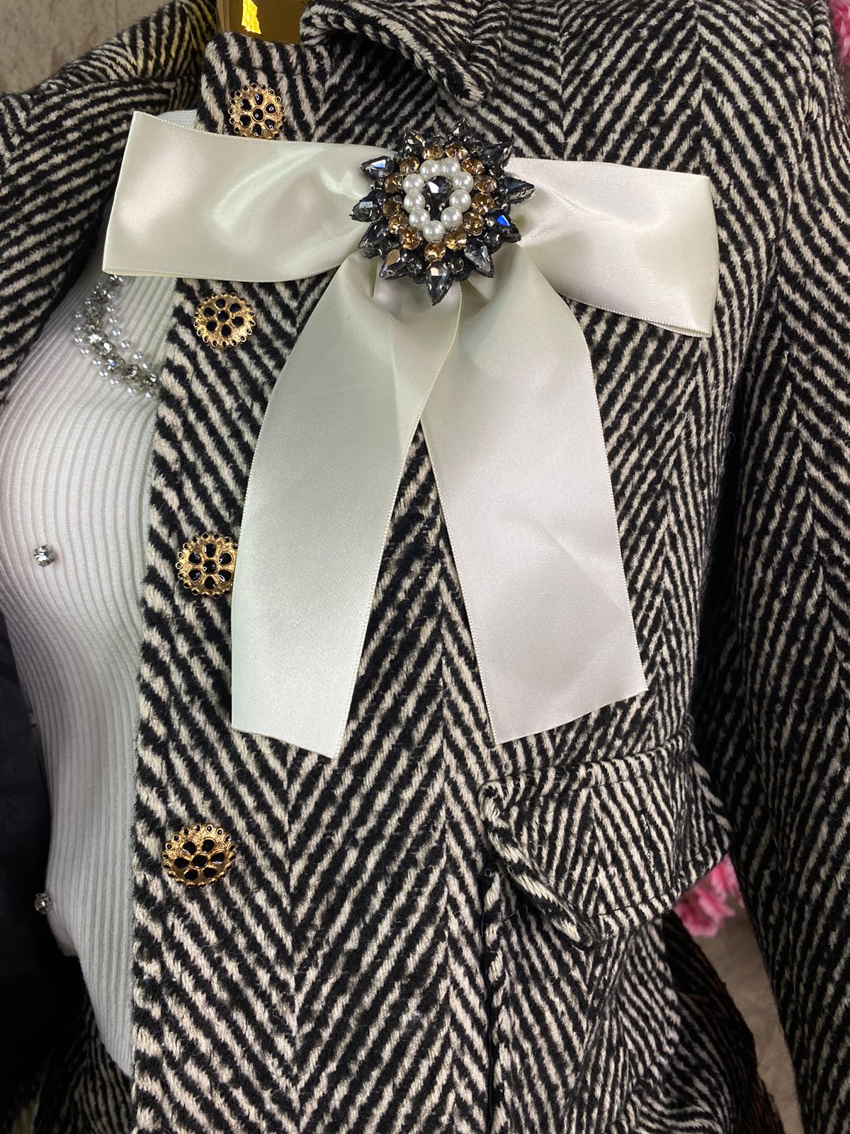 CONJUNTO SACO Y FALDA CORTA CAFE