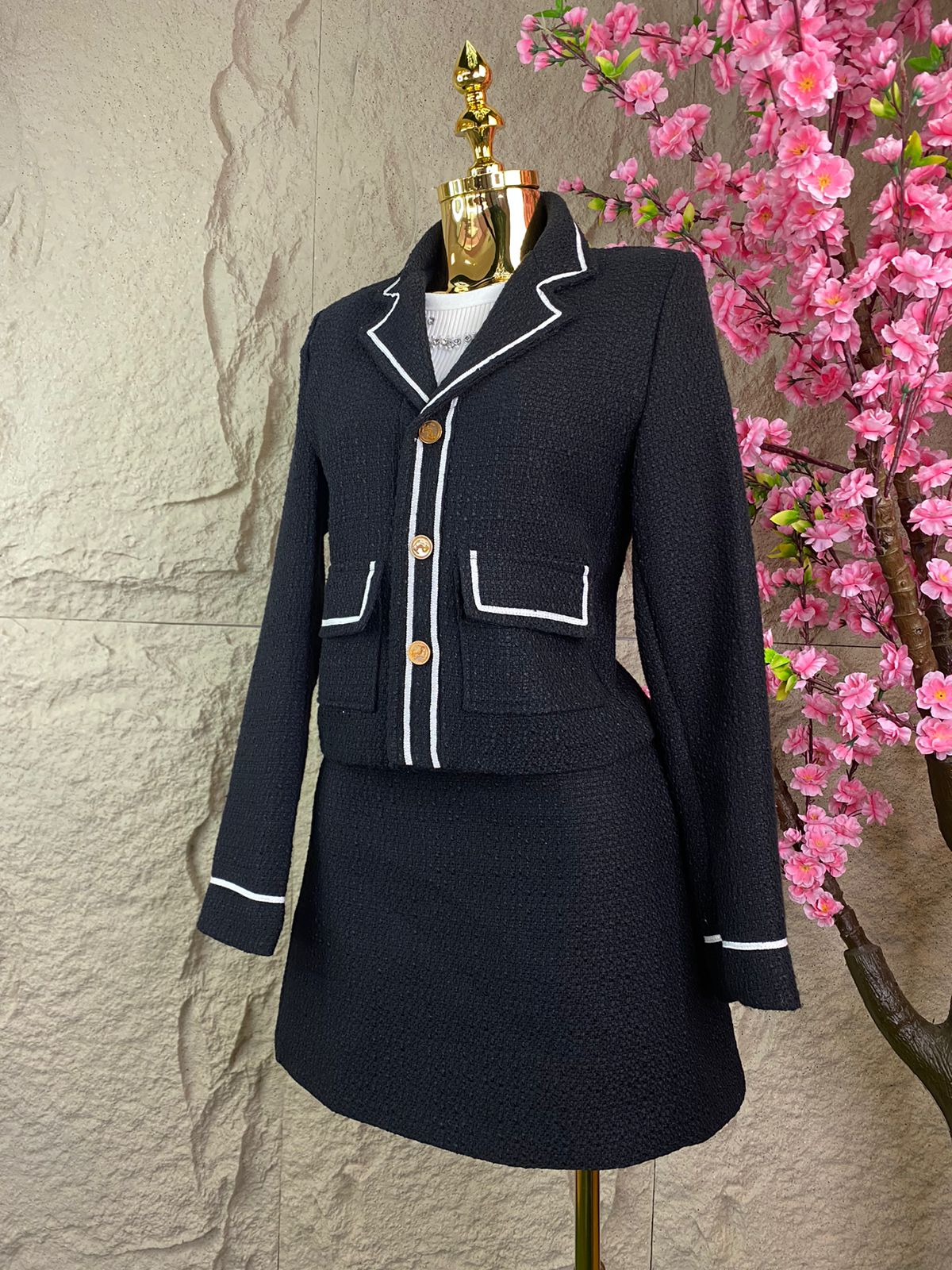 CONJUNTO SACO/FALDA LINEA BLANCA NEGRO