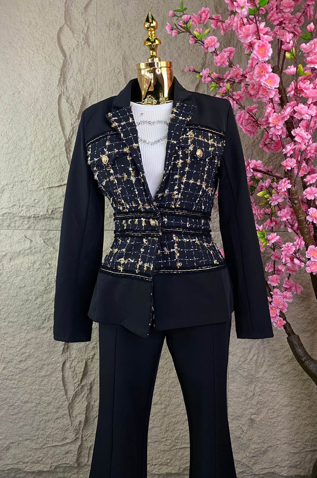 CONJUNTO PANTALON/SACO CON CUADROS NEGRO