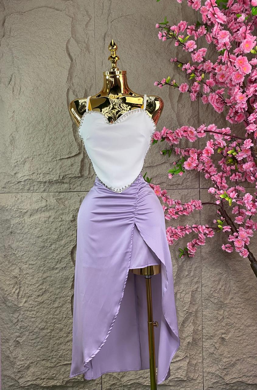 FALDA SATINADA HIGH LOW LILA