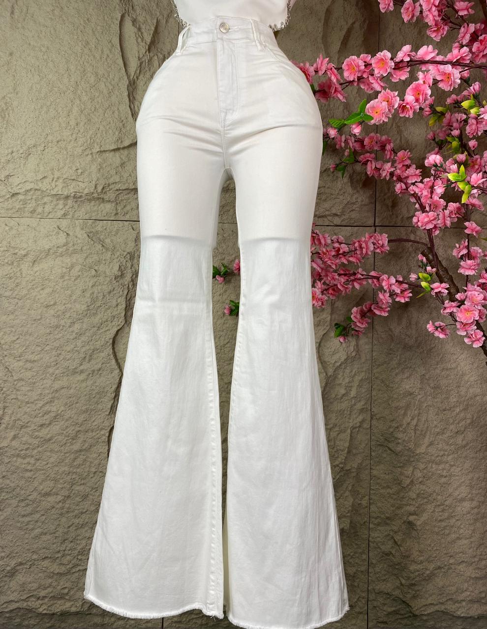 PANTALON CAMPANA DESILADO BLANCO