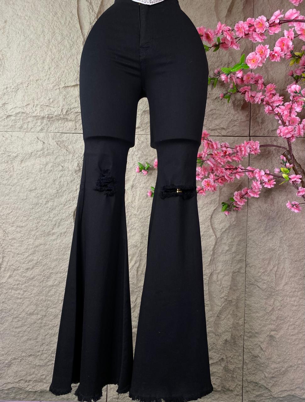 PANTALON CAMPANA DESGARRE RODILLA MEZCLILLA NEGRO