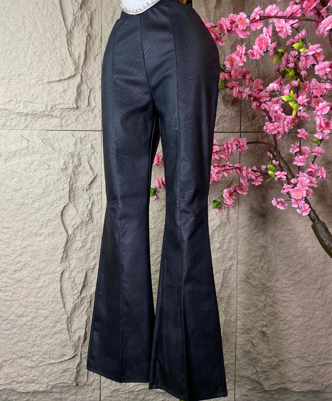 PANTALON CAMPANA BOTA VINIPIEL NEGRO
