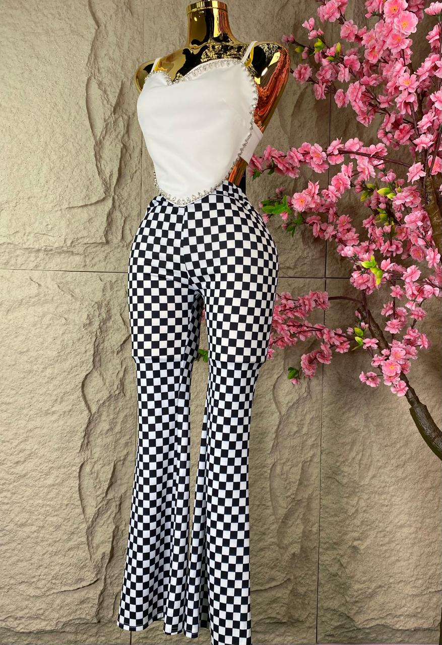 PANTALON CAMPANA A CUADROS B/N