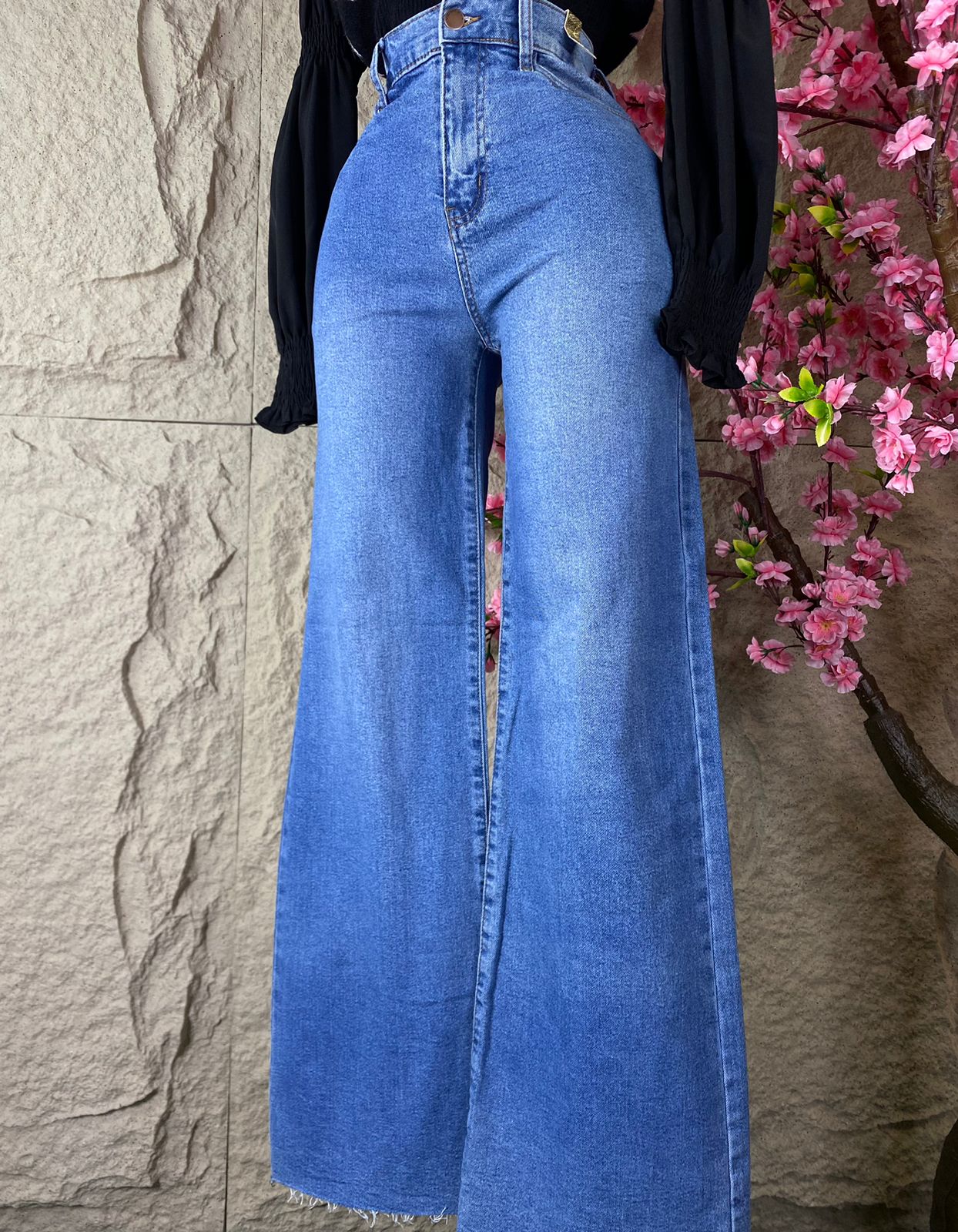 PANTALON RECTO MEZCLILLA AZUL SIN ACABADO