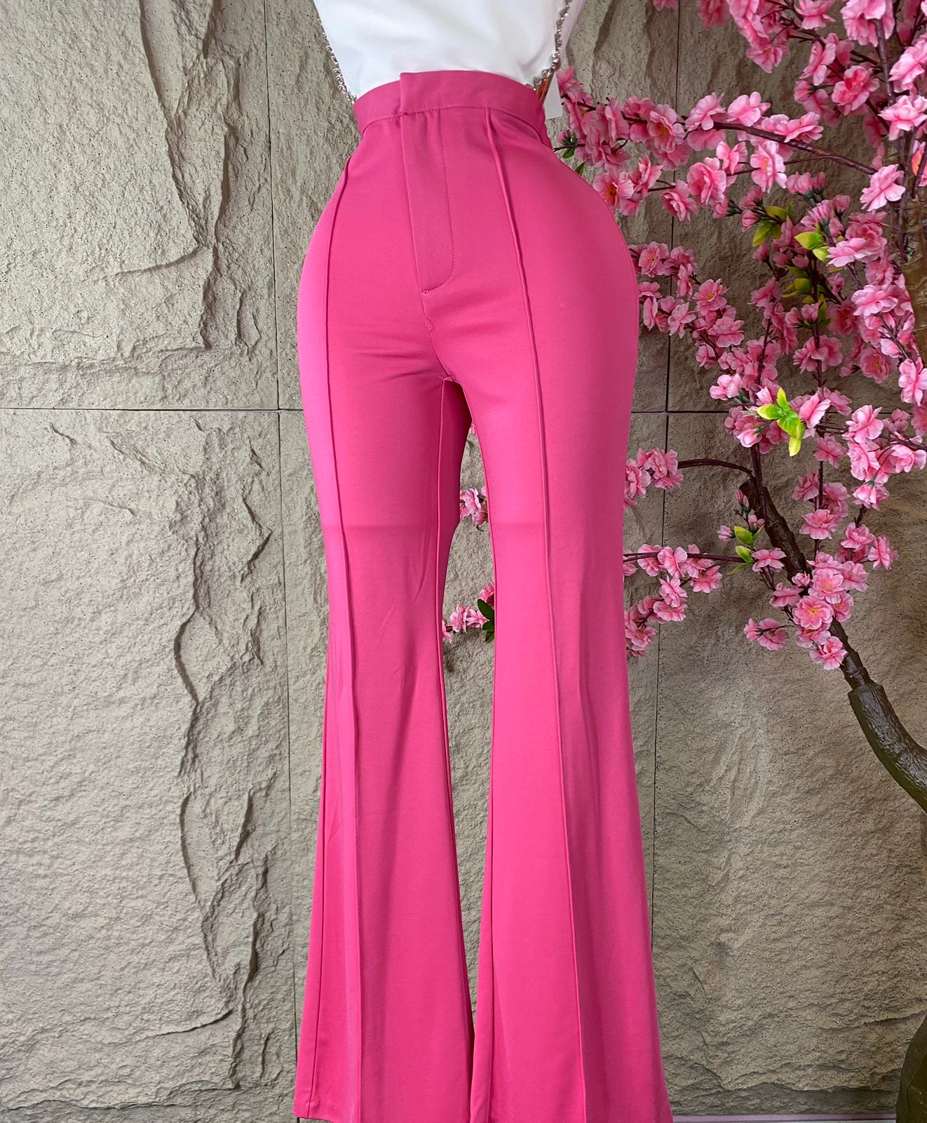 PANTALON RECTO DE VESTIR ROSA