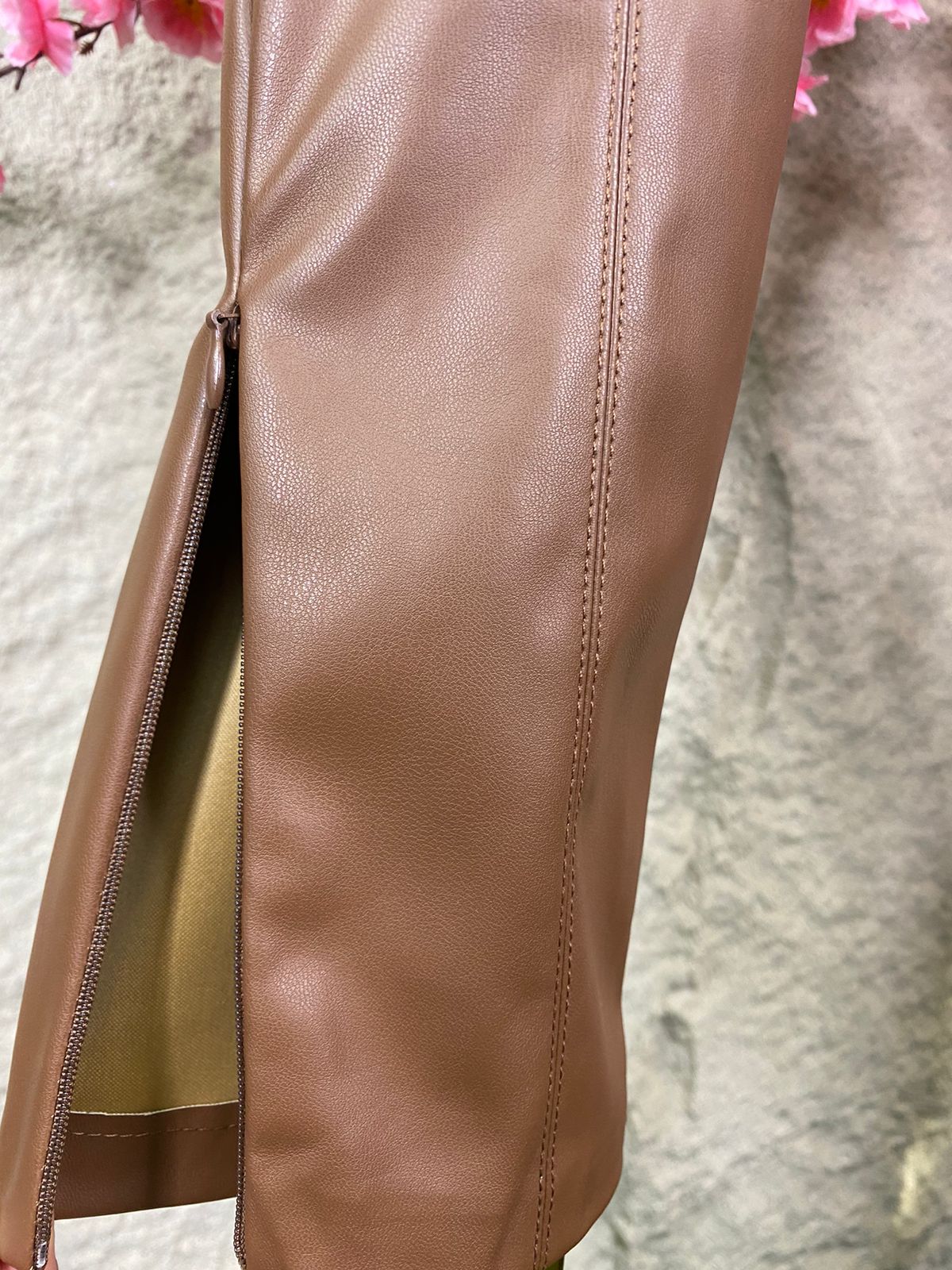 PANTALON SKINY VINIPIEL CAFÉ CAMEL