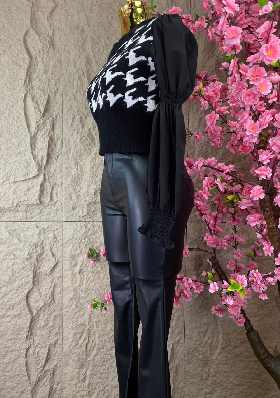 PANTALON TIPO CAMPANA VINIPIEL NEGRO