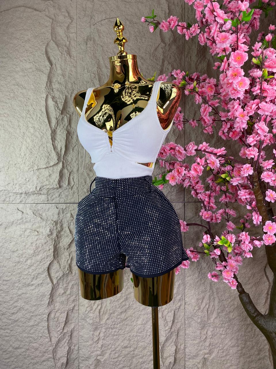 SHORT CON PRECILLAS Y BRILLOS