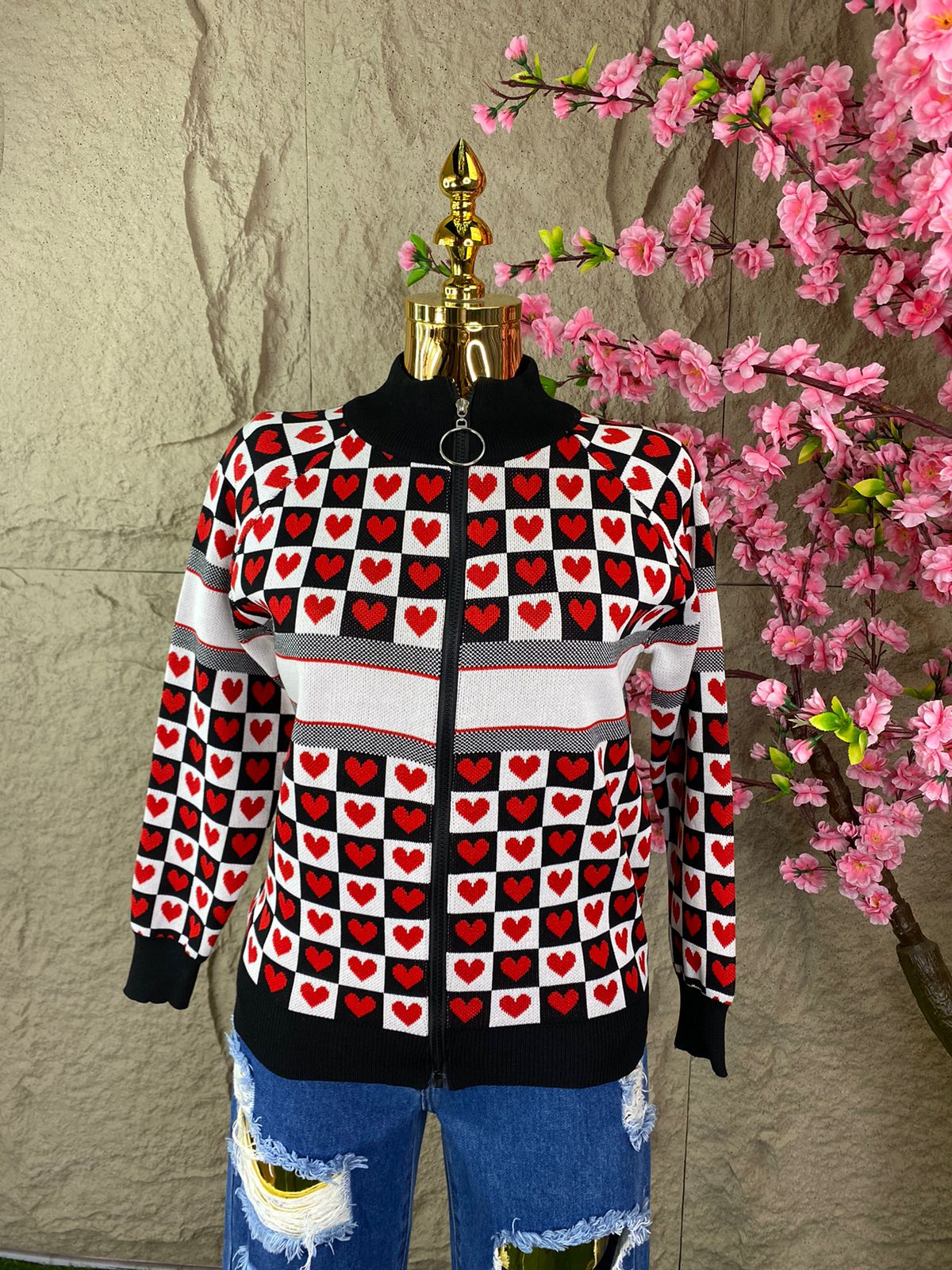 SWEATER DE PUNTO CORAZONES NEGRO