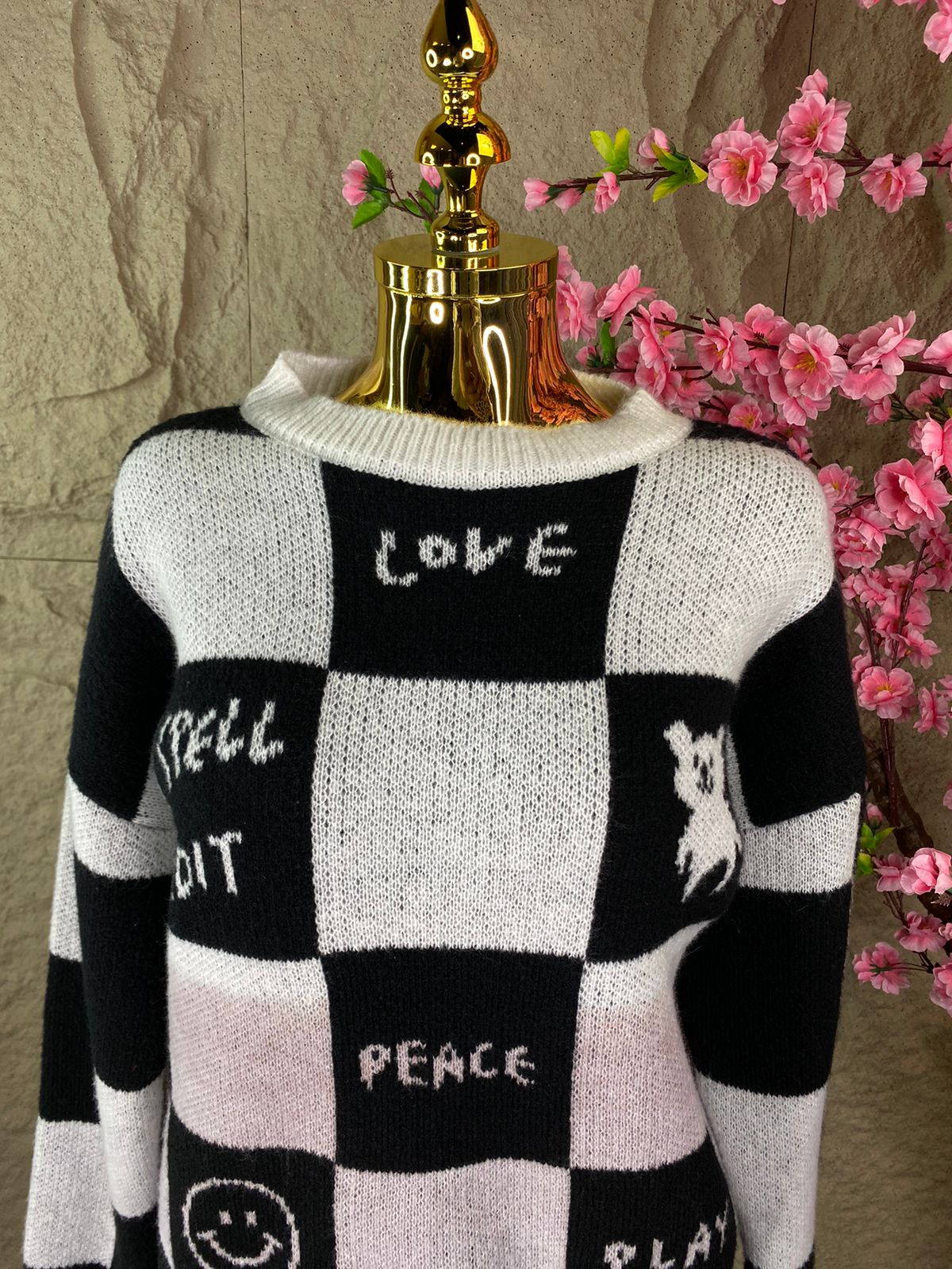 SWEATER A CUADROS BICOLOR