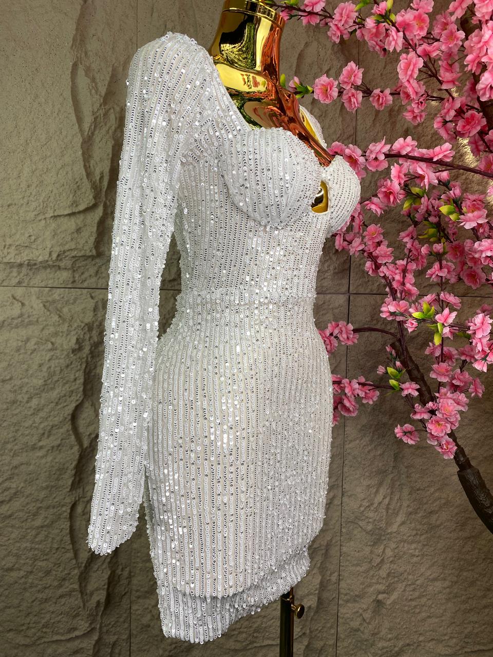 VESTIDO BLANCO DE LENTEJUELAS