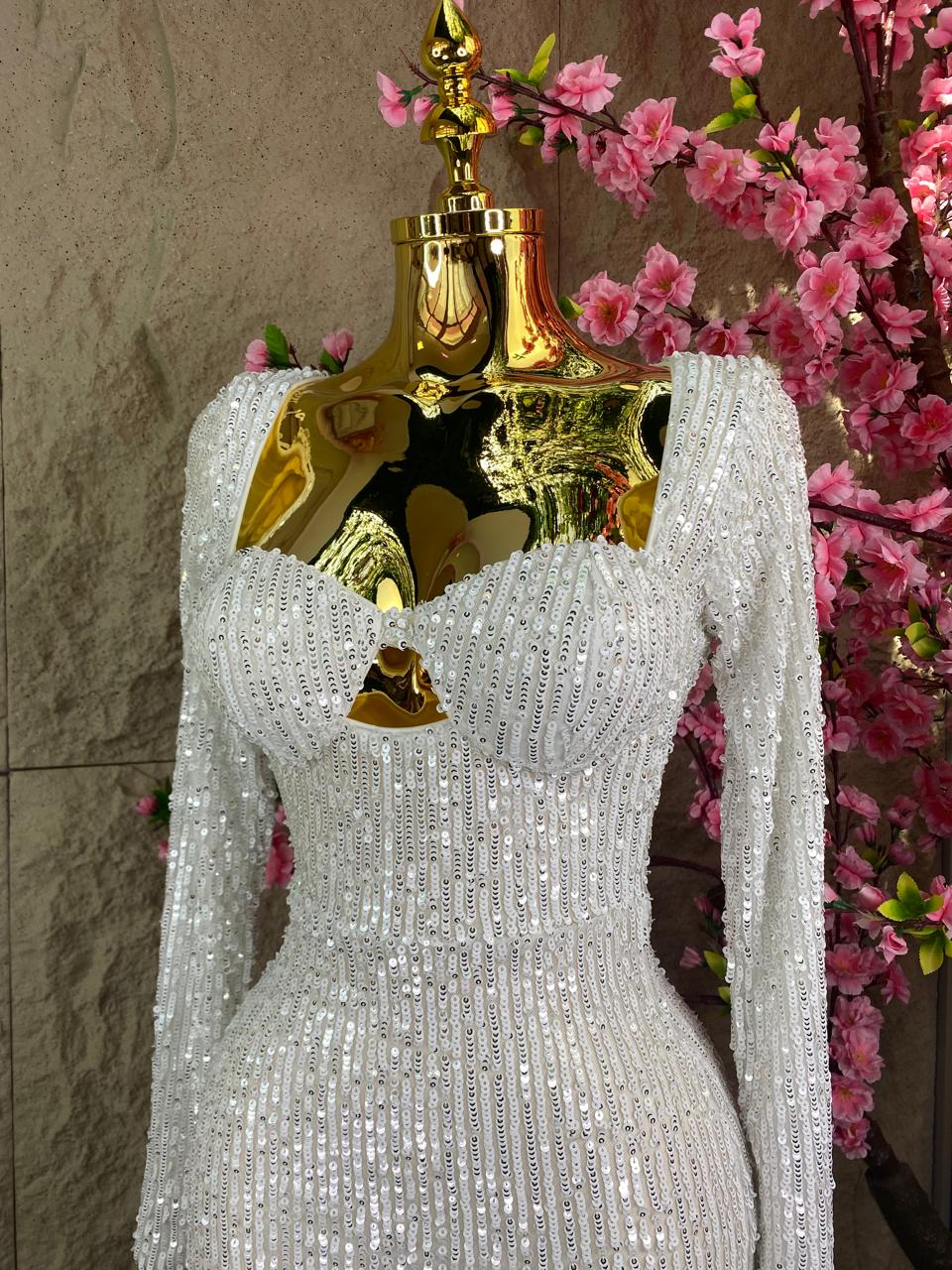 VESTIDO BLANCO DE LENTEJUELAS