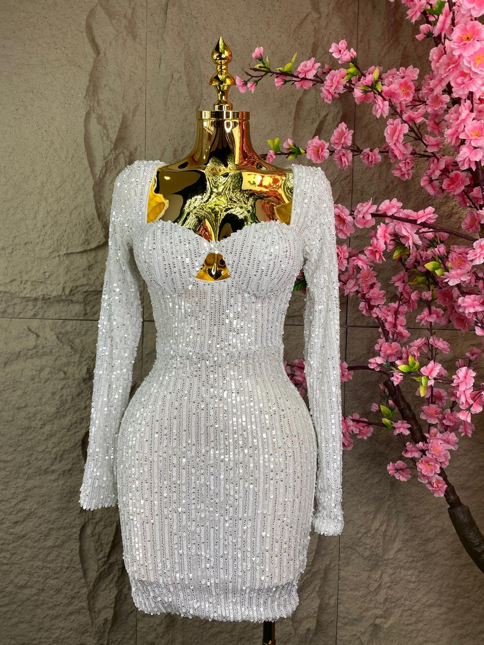 VESTIDO BLANCO DE LENTEJUELAS