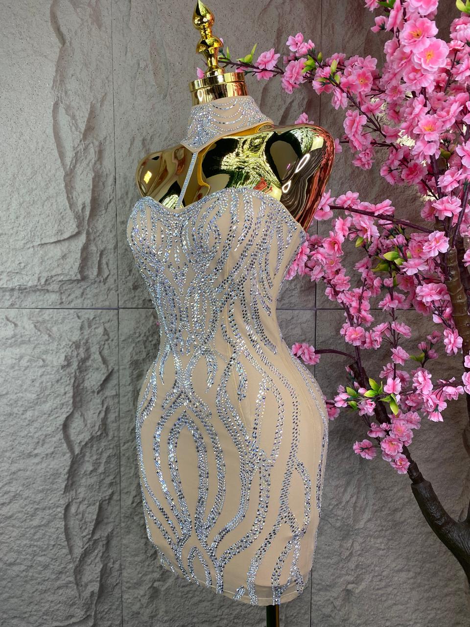 VESTIDO CORTO CON CRISTALES HOLTER NUDE
