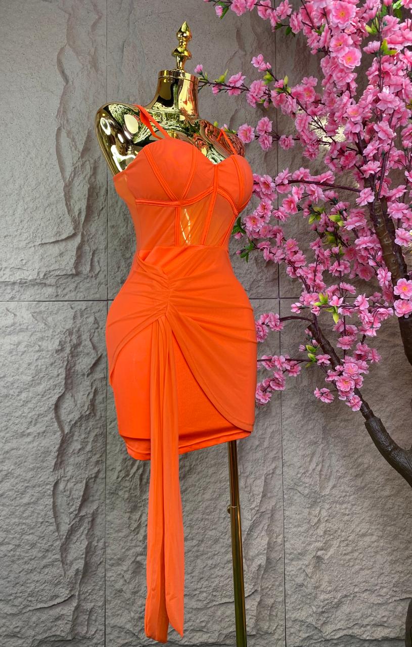 VESTIDO CORTO CON TRANSPARENCIAS NARANJA